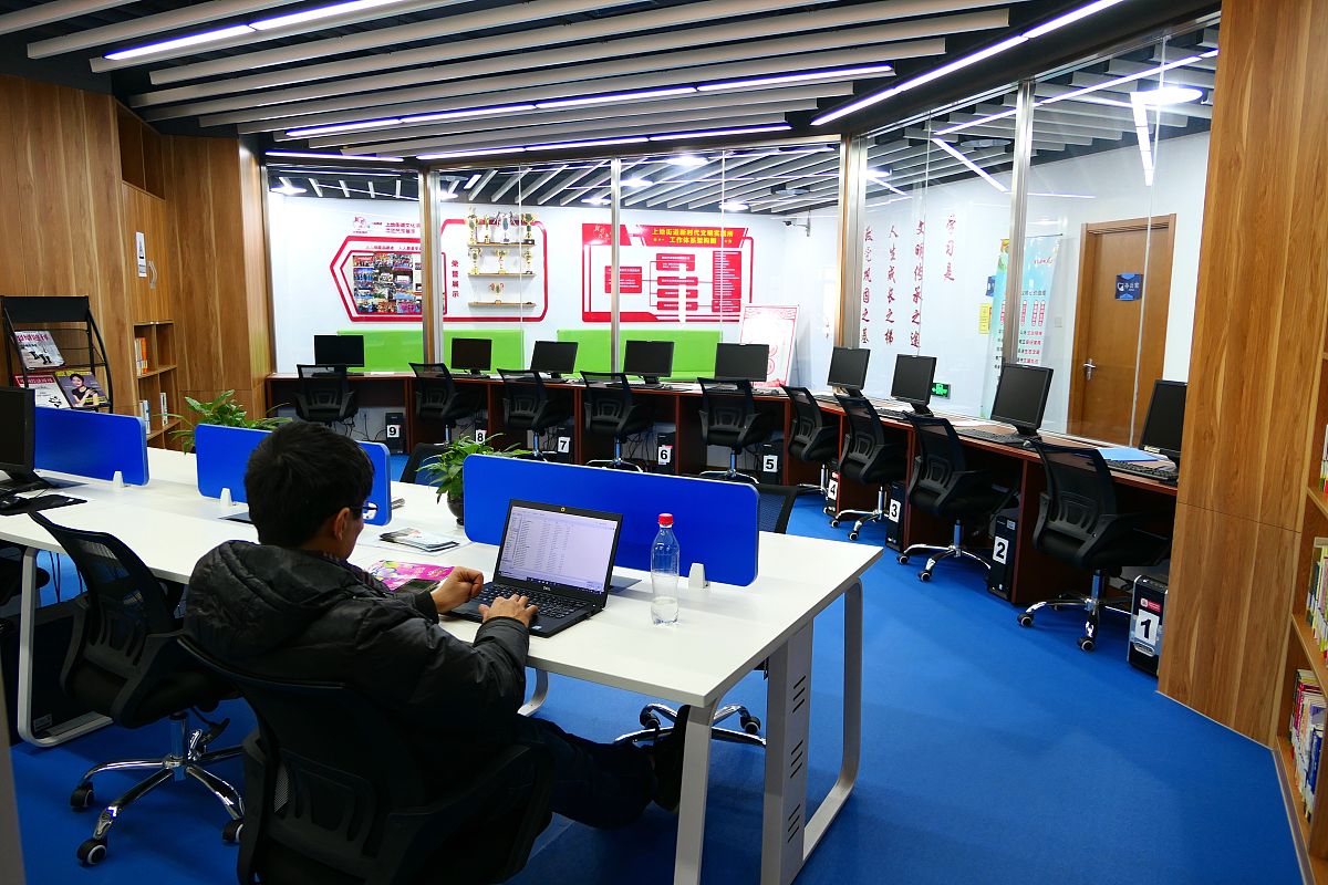 重庆2022年电子商务学校学什么专业有前途