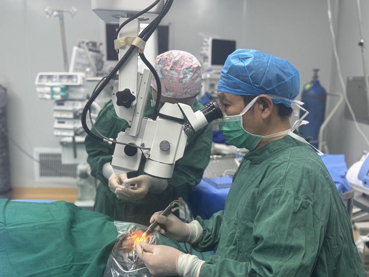 胸腔镜手术操作要点：术前准备、定位、切口建立、手术操作、出血控制等 - 微创手术指南