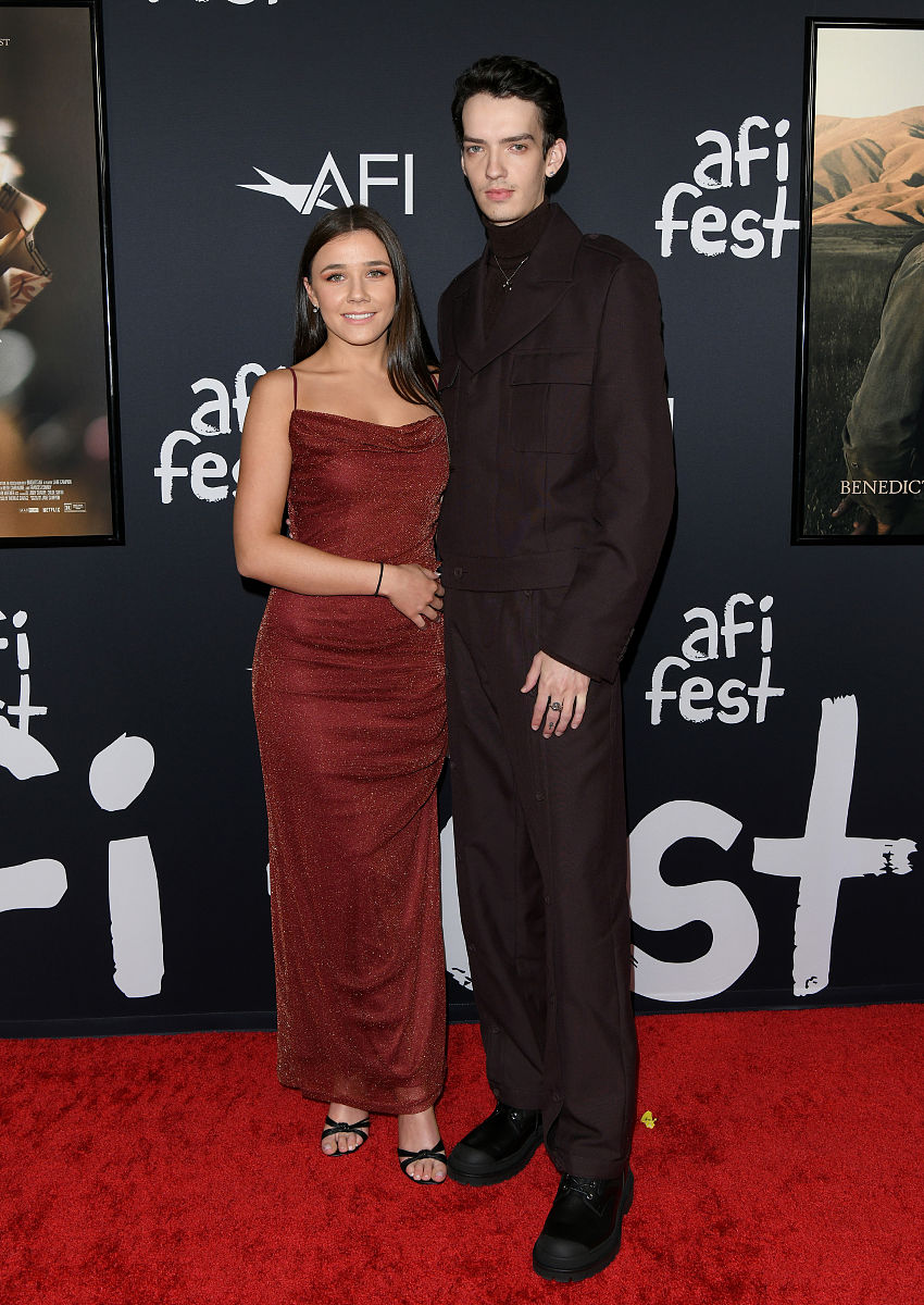 中外电影赏析课堂的上课感受要求：1、表明电影是我不经常触及的领域感觉很新奇2、老师上课讲的很好学到了很多以前不知道的电影知识让人耳目一新具体举例一些电影中常用手法