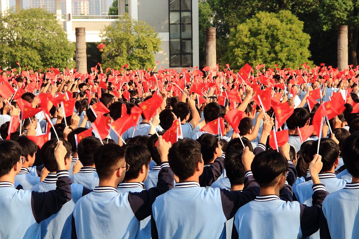 2021年绍兴护士学校招生简章 - 报名条件、考试内容、学费等