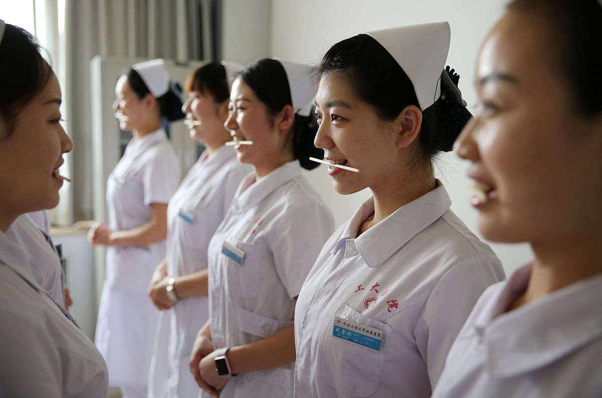 邯郸卫校热门专业推荐:护理、临床医学、药学、公共卫生 邯郸卫校热门专业推荐:护理、临床医学、药学、公共卫生