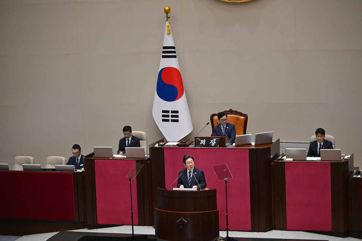 日韩与美关系升温，韩国重启中日韩峰会意在安抚北京