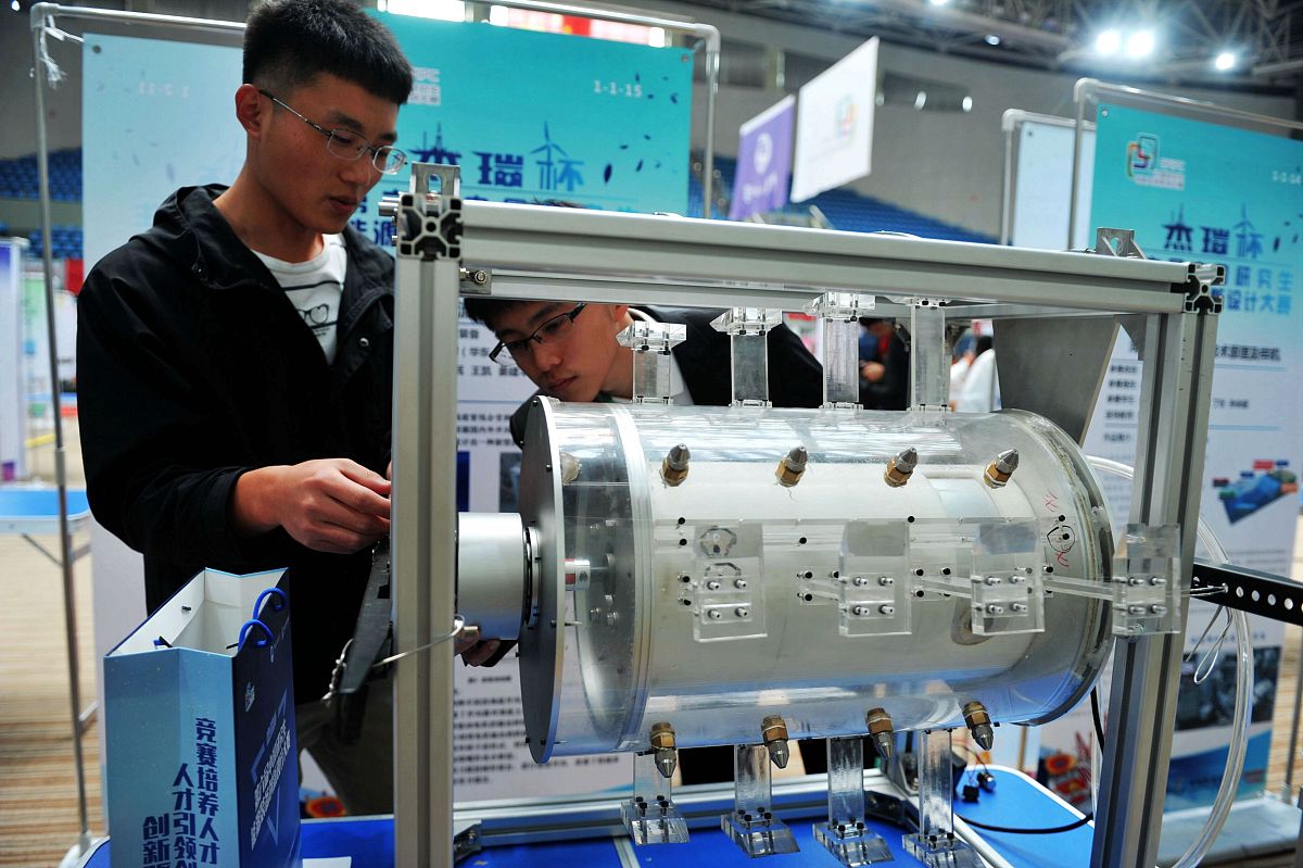 苏州高职中专招生专业介绍:电子信息工程、机械设计、建筑工程、商务英语等 苏州高职中专招生专业介绍:电子信息工程、机械设计、建筑工程、商务英语等