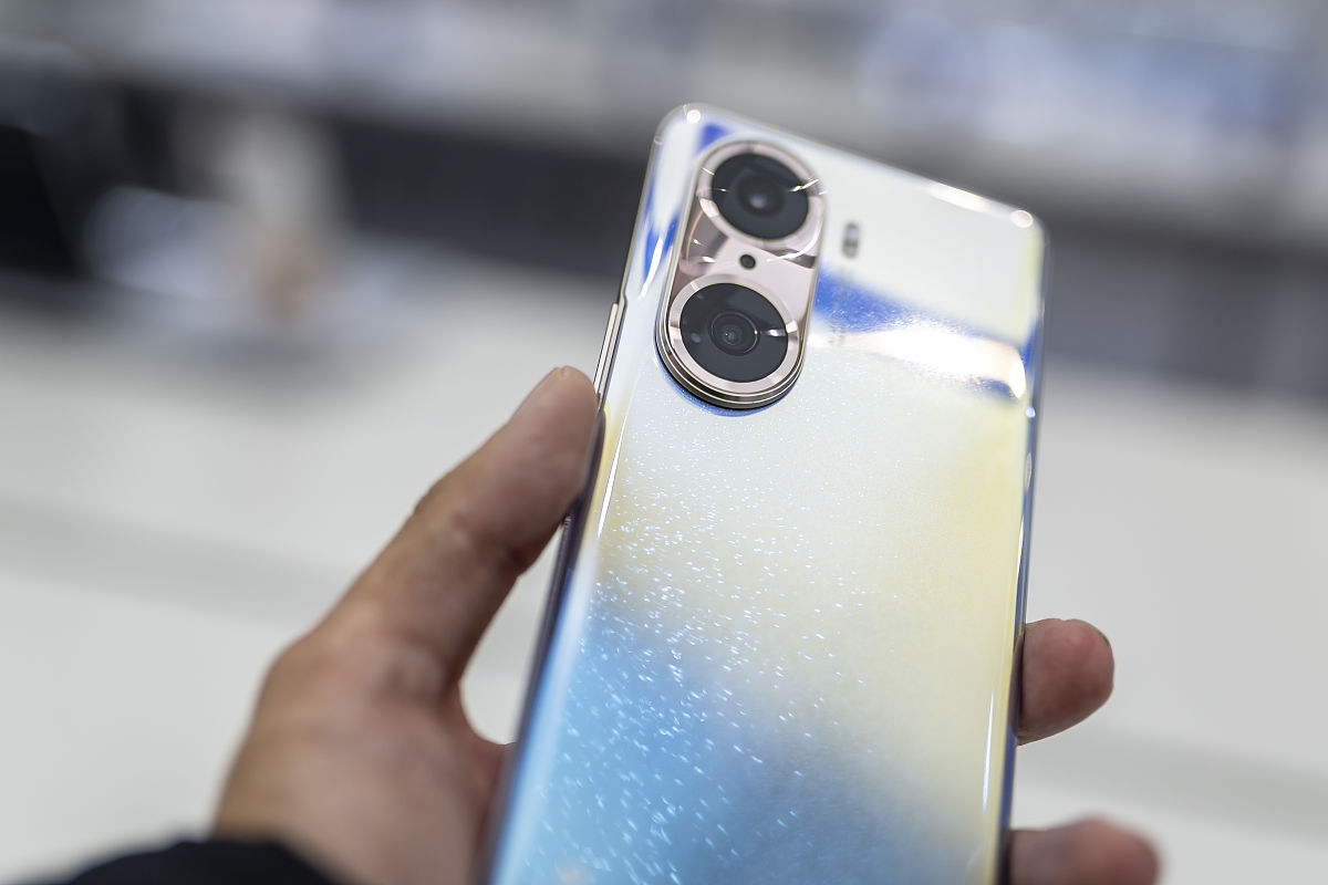 华为Mate 60 Pro评测：性能、相机、续航深度解析