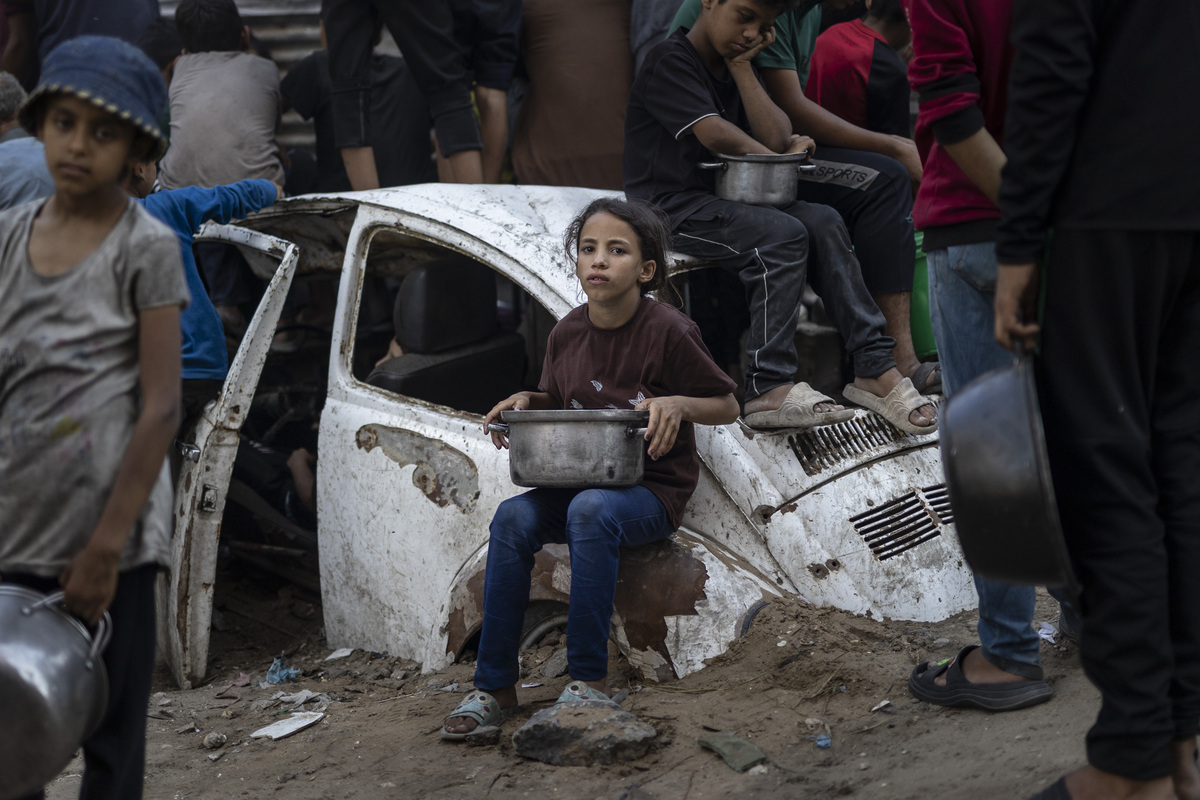反映国外问题的中文摄影集