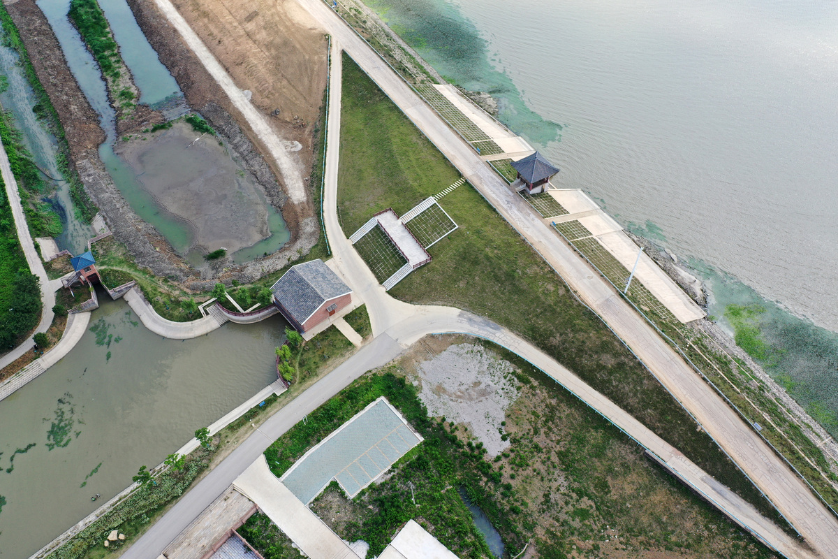 宝塔区姚店镇岳家塔溢洪道设计：保障安全，促进发展的关键