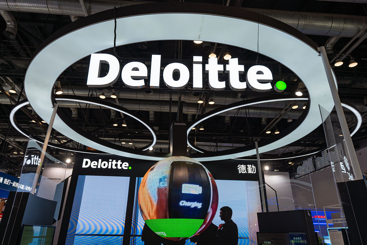 北京爱佳实业有限公司商品销售及增值税专用发票开具计账凭证示例