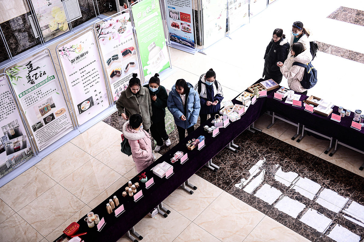寿光市大专生月赚5000元：5个可行方法，助你实现财务自由！