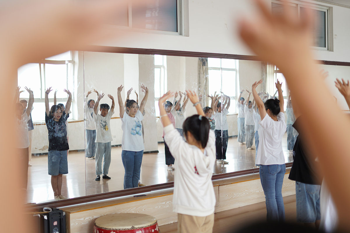 贵州职业技术学院商务英语是什么办学层次的