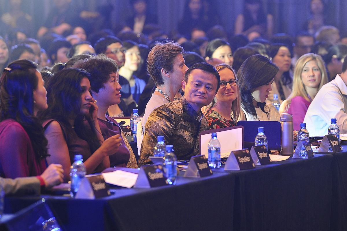 2020国际华语辩论邀请赛复赛：泛娱乐化现象是弊病吗？