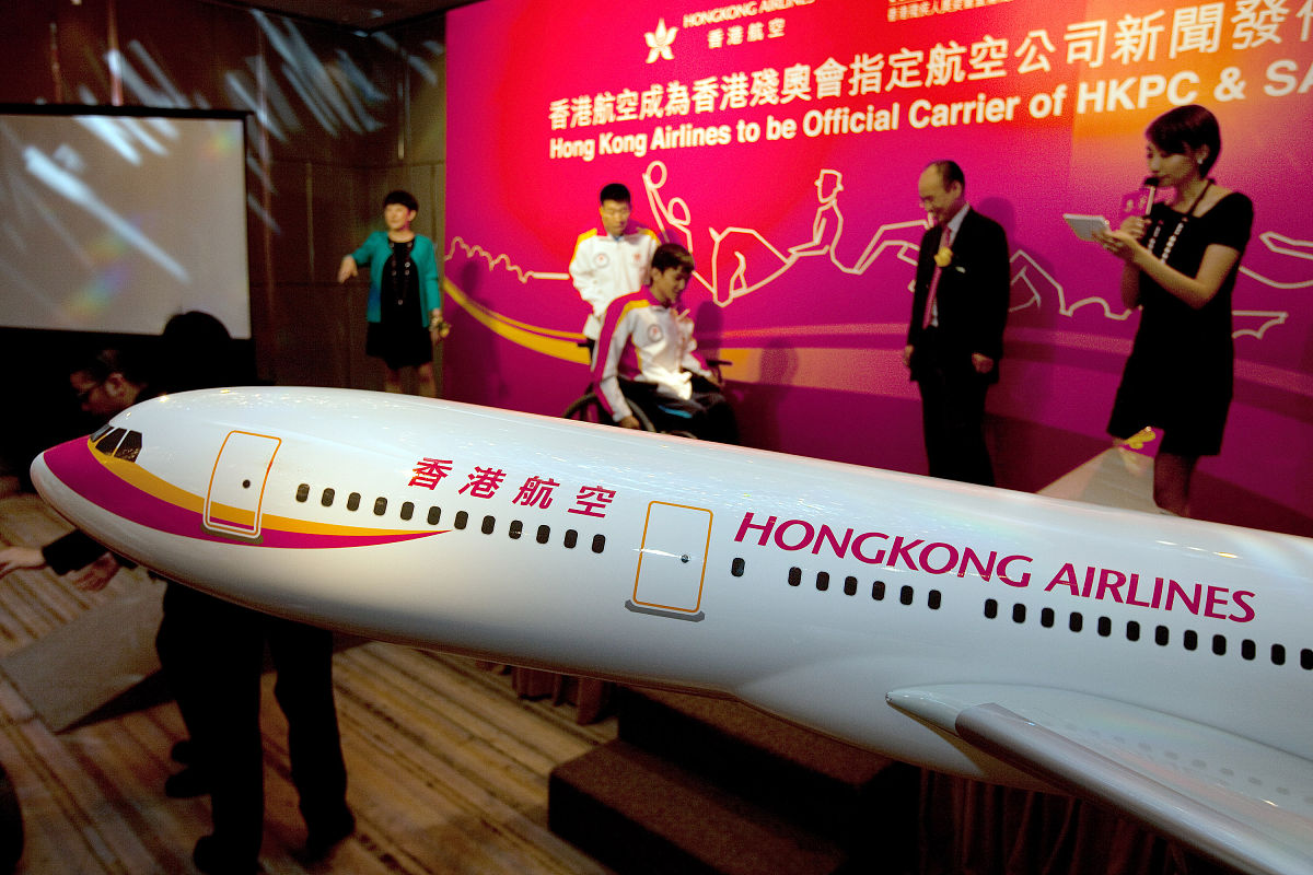 有关工程量清单综合单价中的风险费用下列说法正确的是 。A、综合单价中包含一定范围的风险费用B、对于人工费、材料和工程设备、施工机具使用费综合单价中应包括相同的风险费率。C、风险费用作为独立费用项目列示在工程量清单综合单价中D、风险费用是用于化解承包方在工程合同中约定内容和范围内的市场价格波动风险的费用