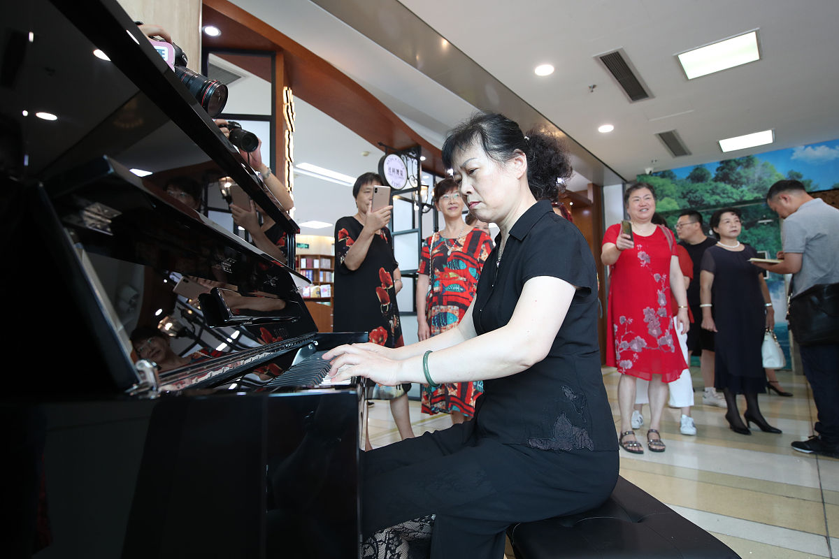 观看张蜀仙名师工作室教师作品音乐会视频绵阳1500字