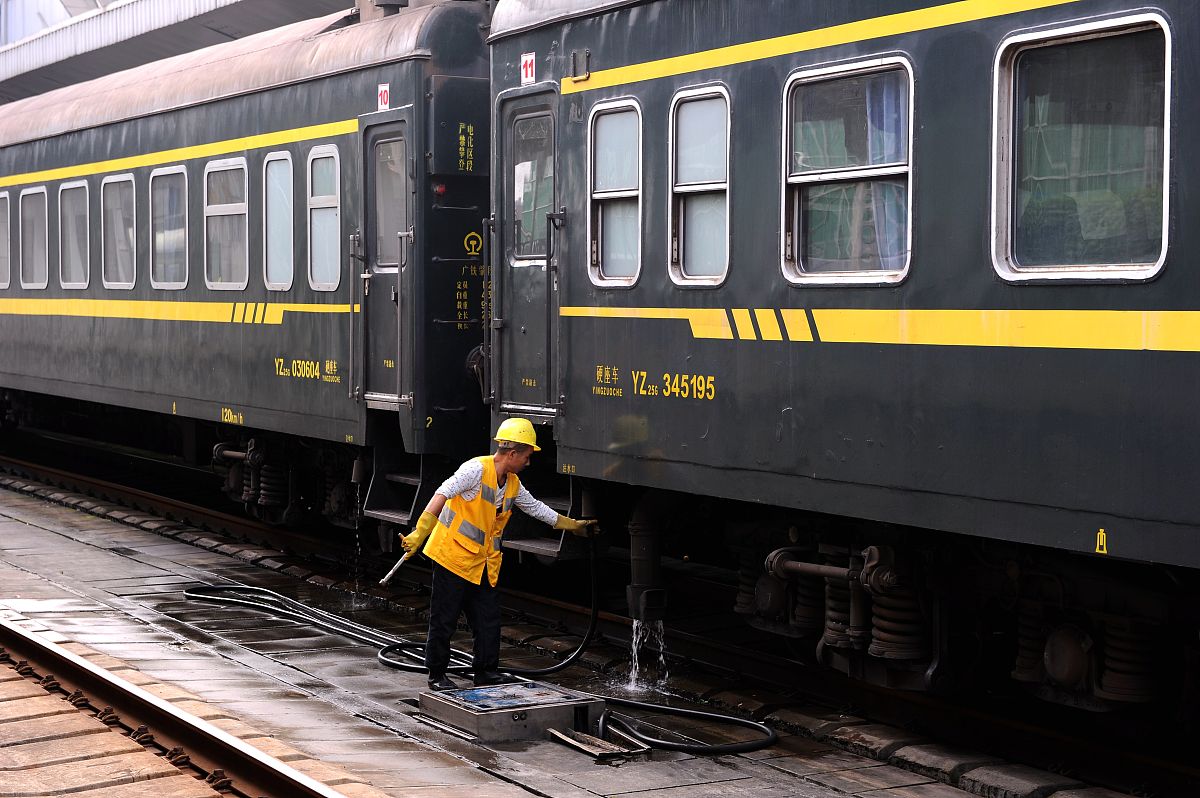 成都铁路工程学校怎样？是什么办学性质？