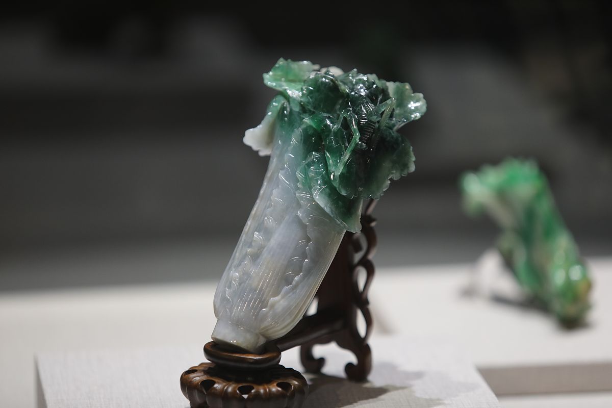 2018年12月25日,台湾台中,展出的"翠玉白菜".