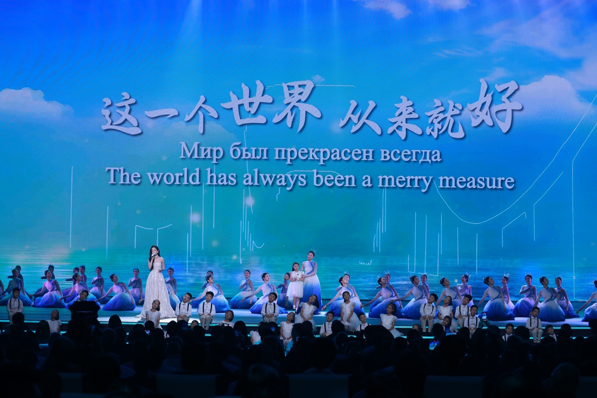 针对新势力方向拟定一个活动的主标题标题要对仗工整