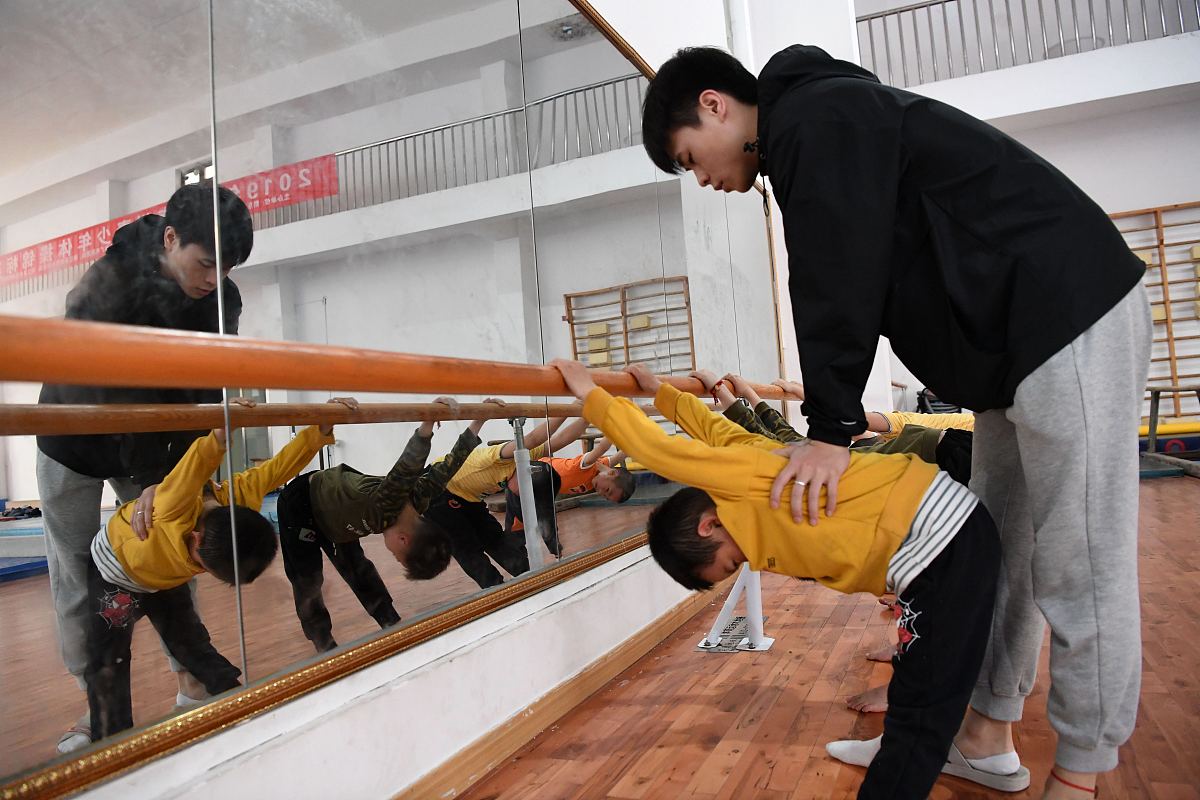 贵州省机电学校2019年农业机械使用与维修专业招生简章