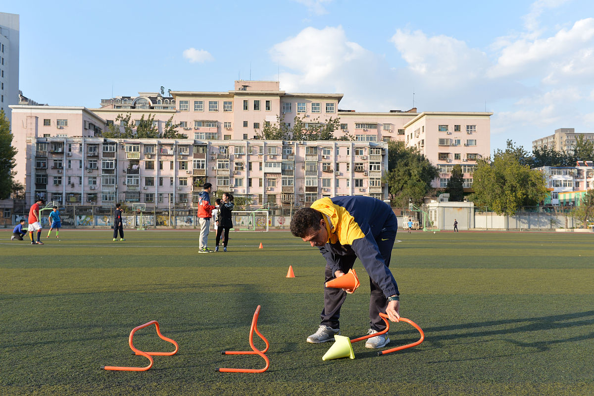 小学春季学期学校工作总结