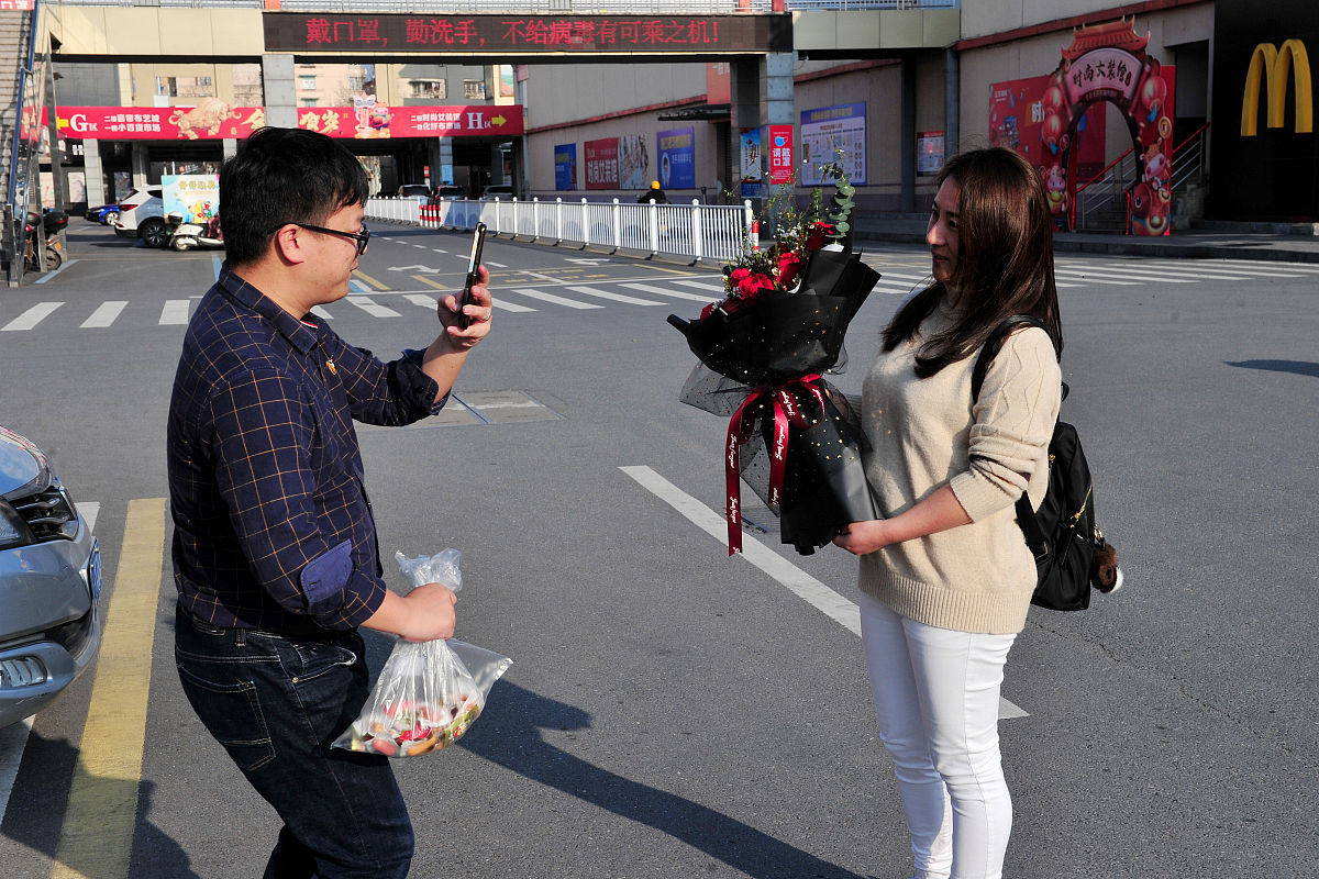 鲜花好评，传递正能量：为什么要给店家五星好评？