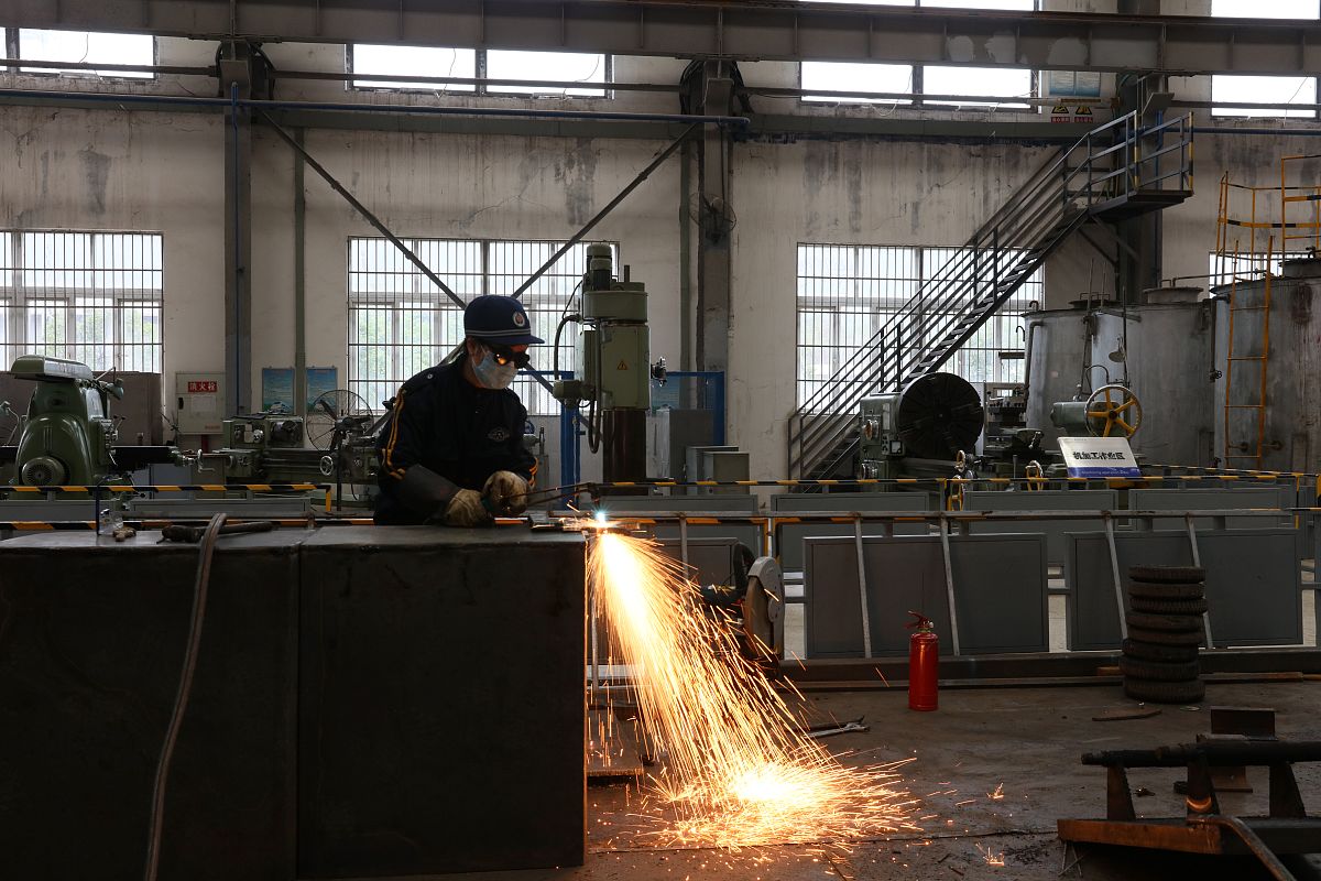四川锅炉高级技工学校金属焊接技术专业：就业前景和发展方向