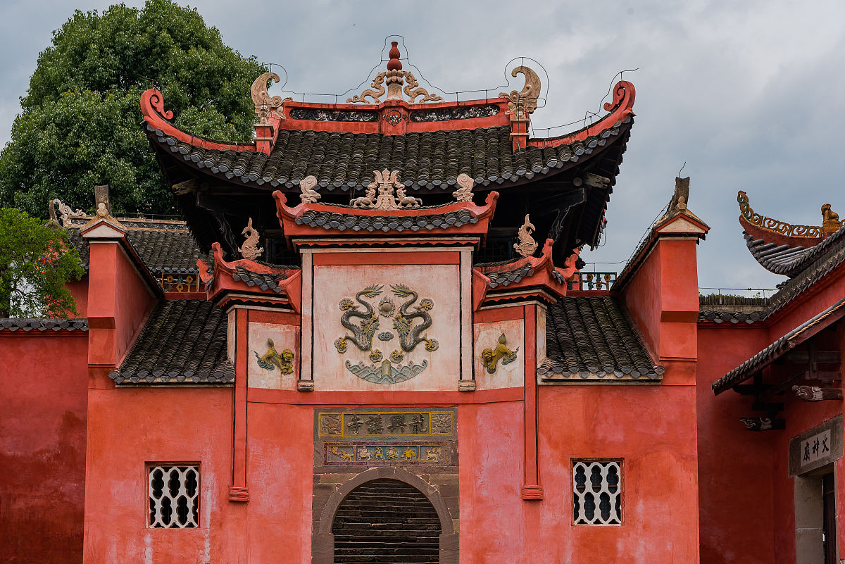 怀化旅游学校2022年招生简章 | 培养旅游行业专业人才