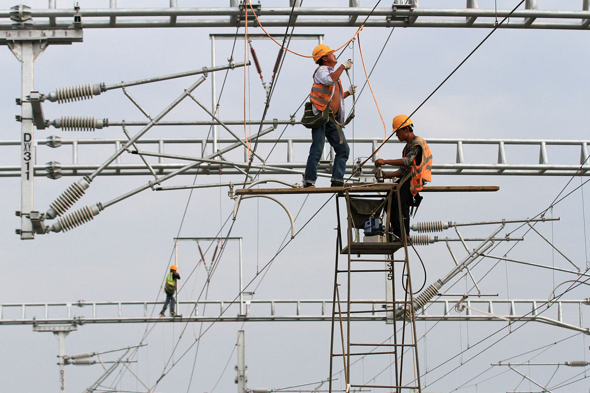 2020年贵州男生上铁路学校学什么好