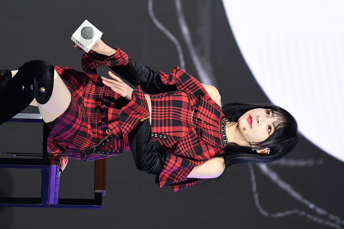 2020年12月24日,上海,明星现身ms上汽r汽车迎新演唱会 ,snh48