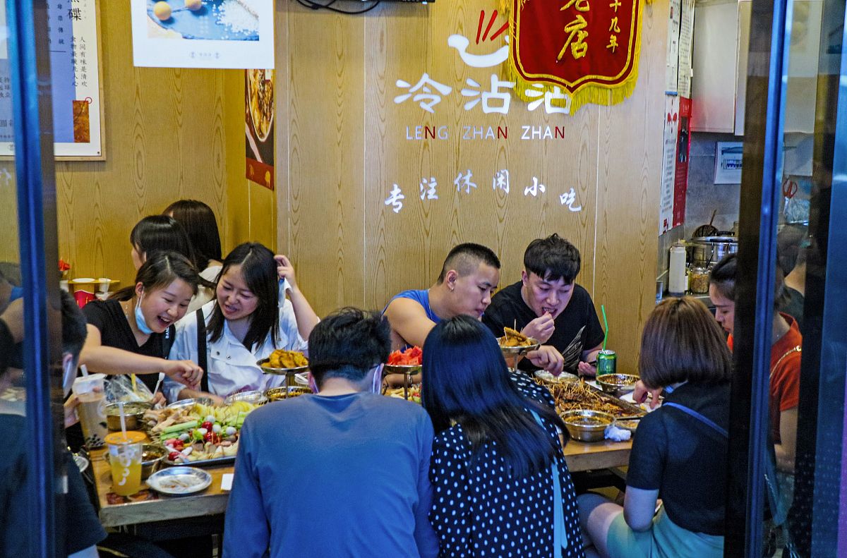 深圳有没有汪小菲的麻六记餐厅