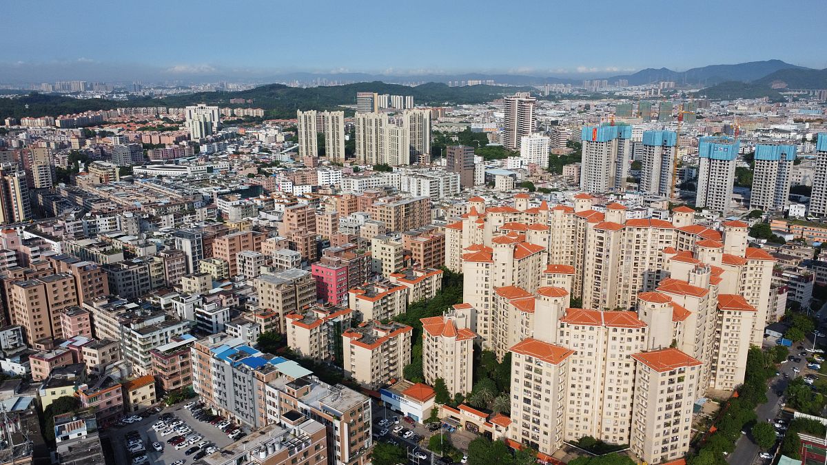 2021年9月6日,广东省东莞市清溪镇城市风光.建筑物,居民自建房,住宅小