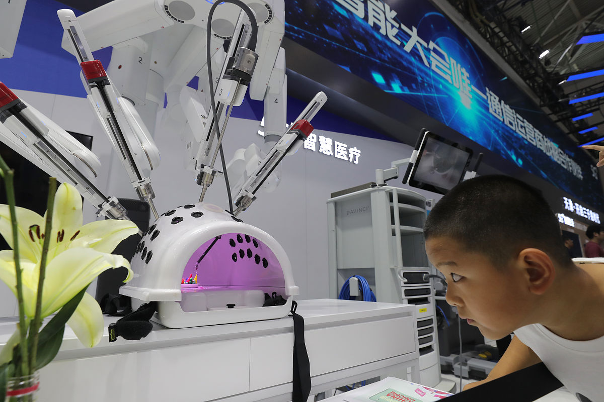 登封人工智能学校2021年工业机器人专业招生简章