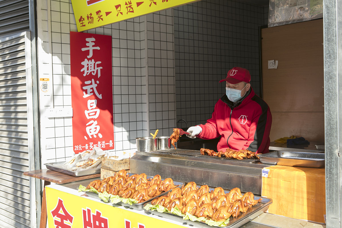 卤菜从小摊到连锁门店需要分为哪几个阶段实现