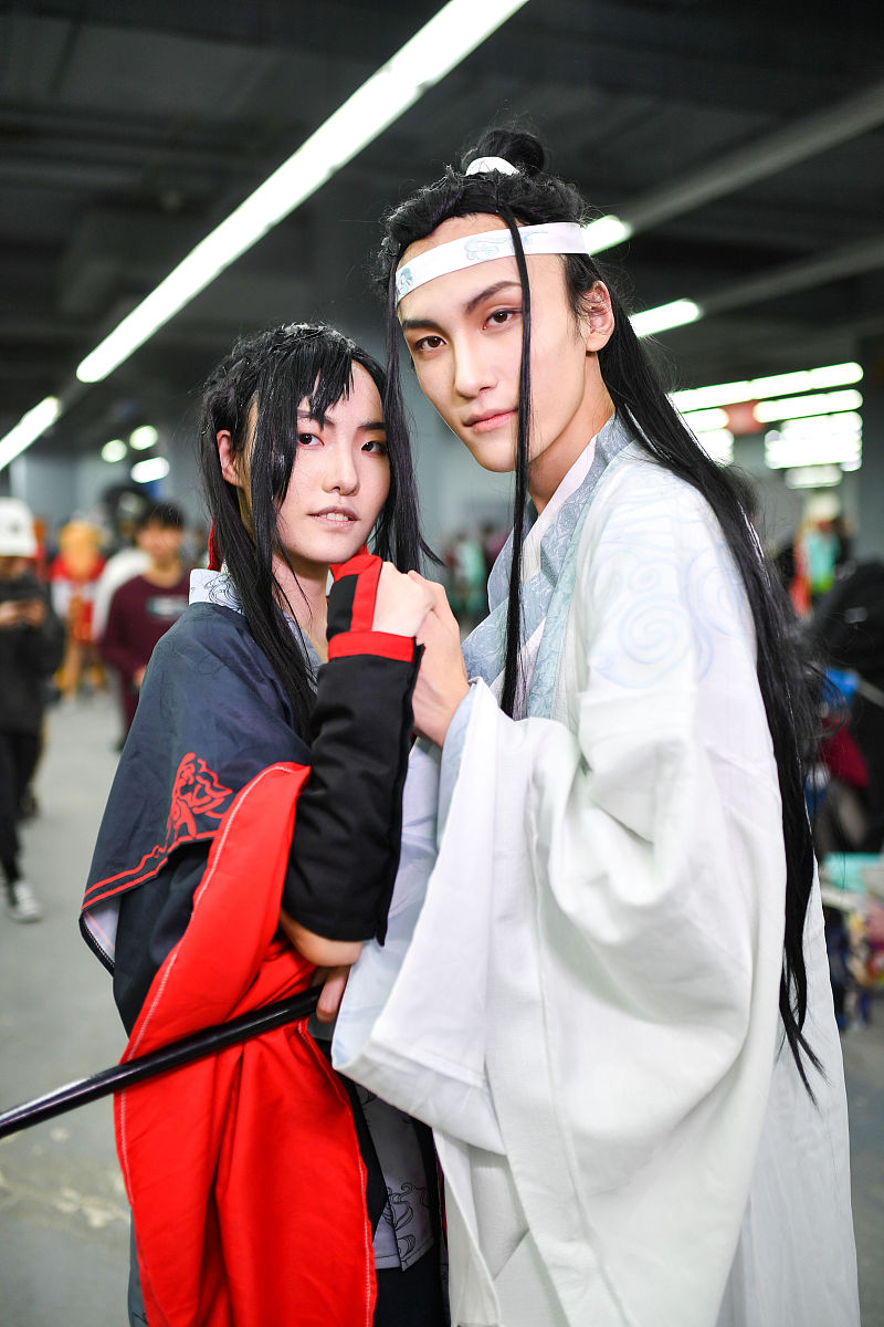 恶魔少女进化：卡牌对战RPG手游，全新版本上线！