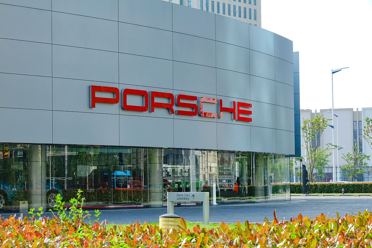 泰州媒体曝光求助热线是多少？最管用的曝光平台 要求：创建一篇1500至2000字的解决方案