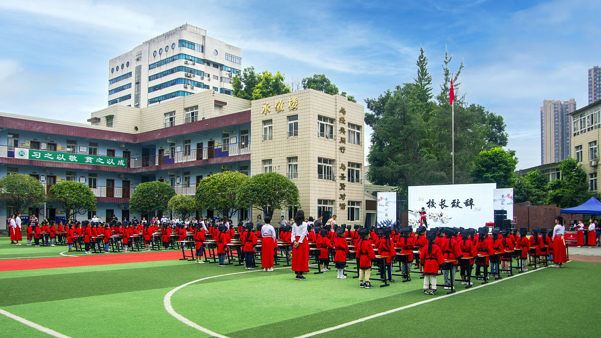 湛江第二技工学校2021年招生专业：机械制造及其自动化专业等