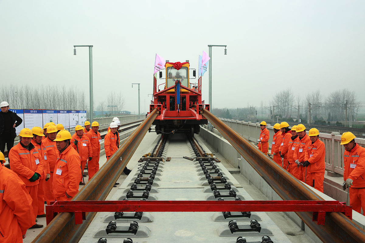 鱼台汽车维修学校铁道轨道供电要满足什么条件
