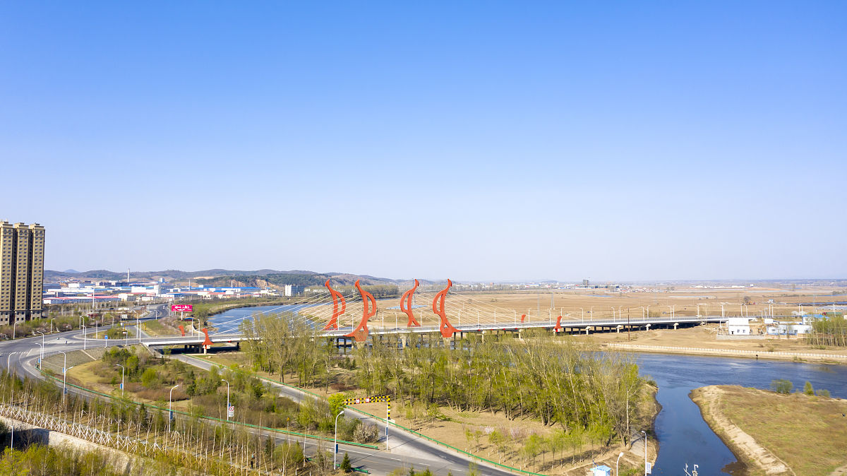 2021年4月25日,无人机航拍吉林省辉南县朝阳镇南郊县道朝阳至庆阳线上