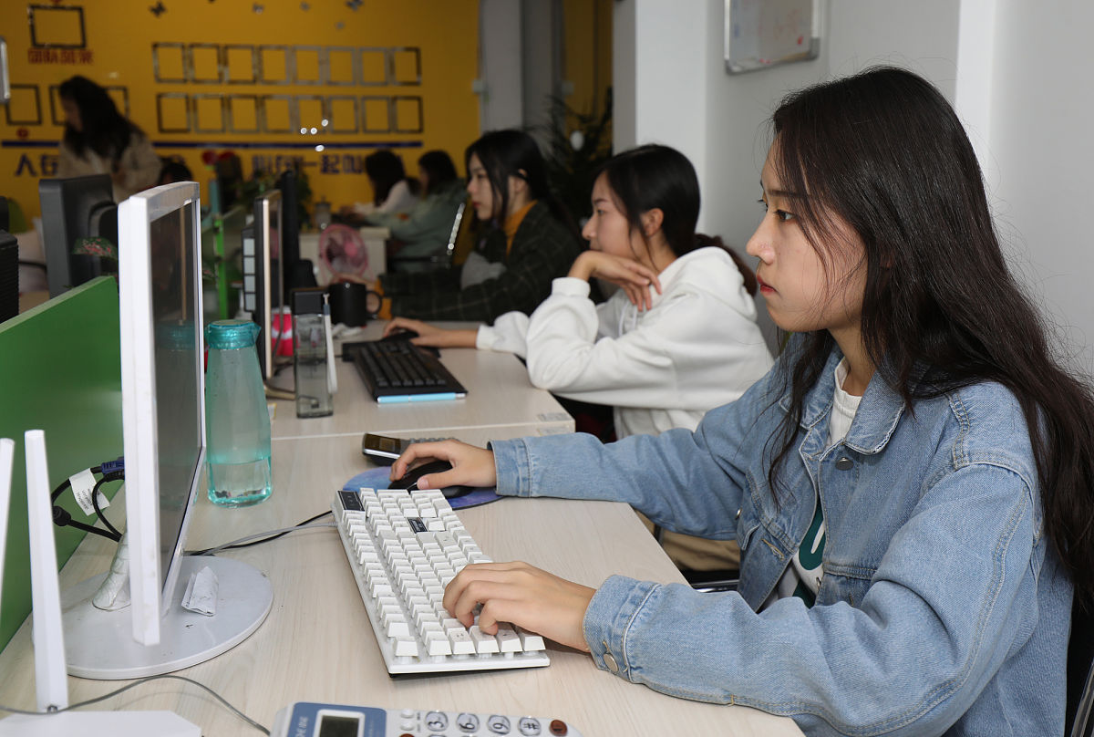 女生学通信工程专业好吗 就业趋势如何 女生学通信工程专业好吗 就业趋势如何