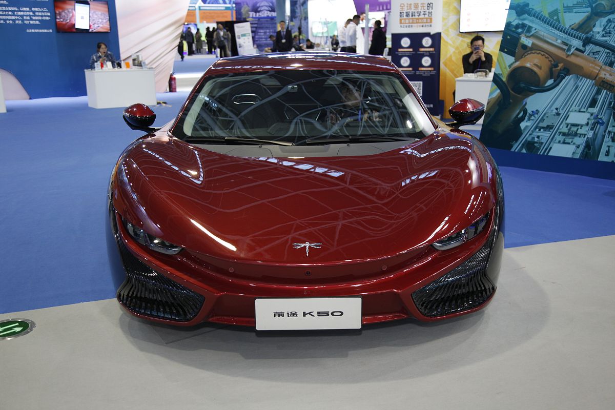 2018年10月9日,北京.中国首款量产上市的纯电动跑车——前途k50.百公