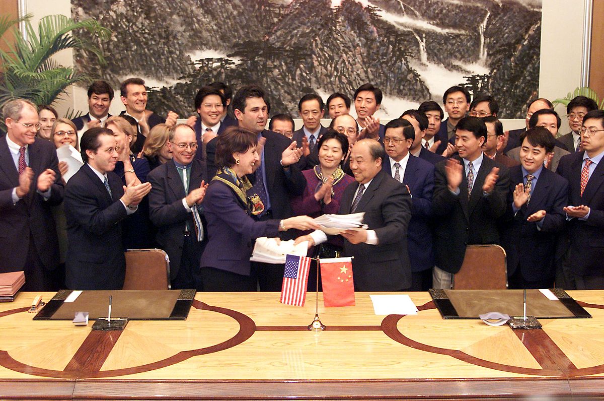 武汉洪山外经贸学校2023年招生简章