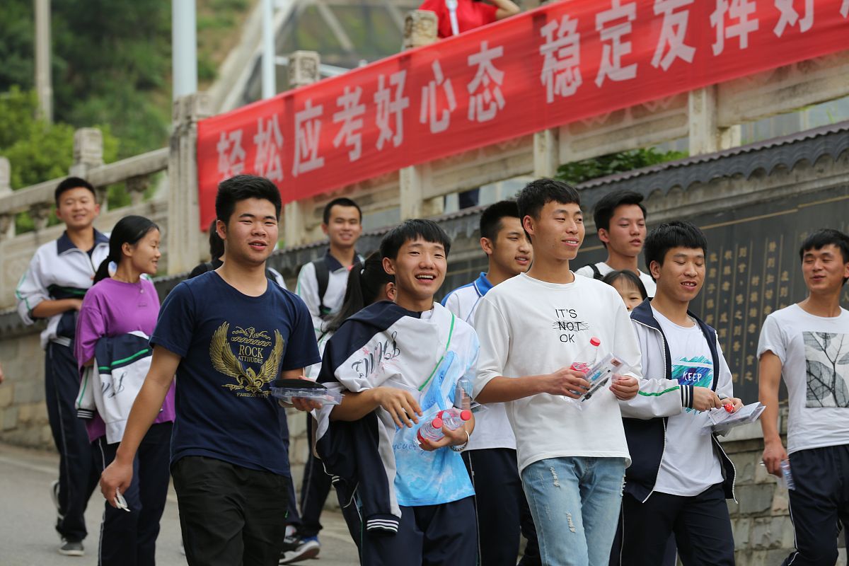 船山职业技术学校评价:师资、设备、就业与社会贡献 船山职业技术学校评价:师资、设备、就业与社会贡献