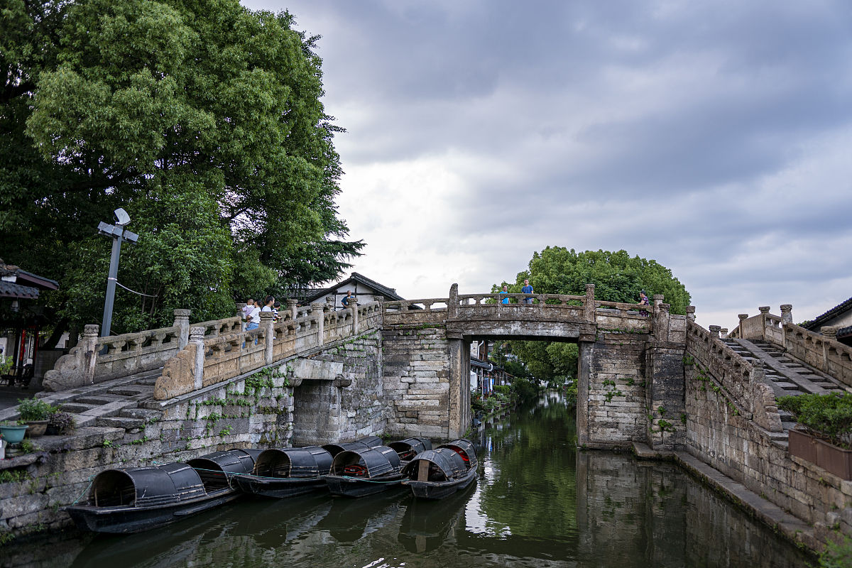 2001年4月29日出生，命主八字转折点分析