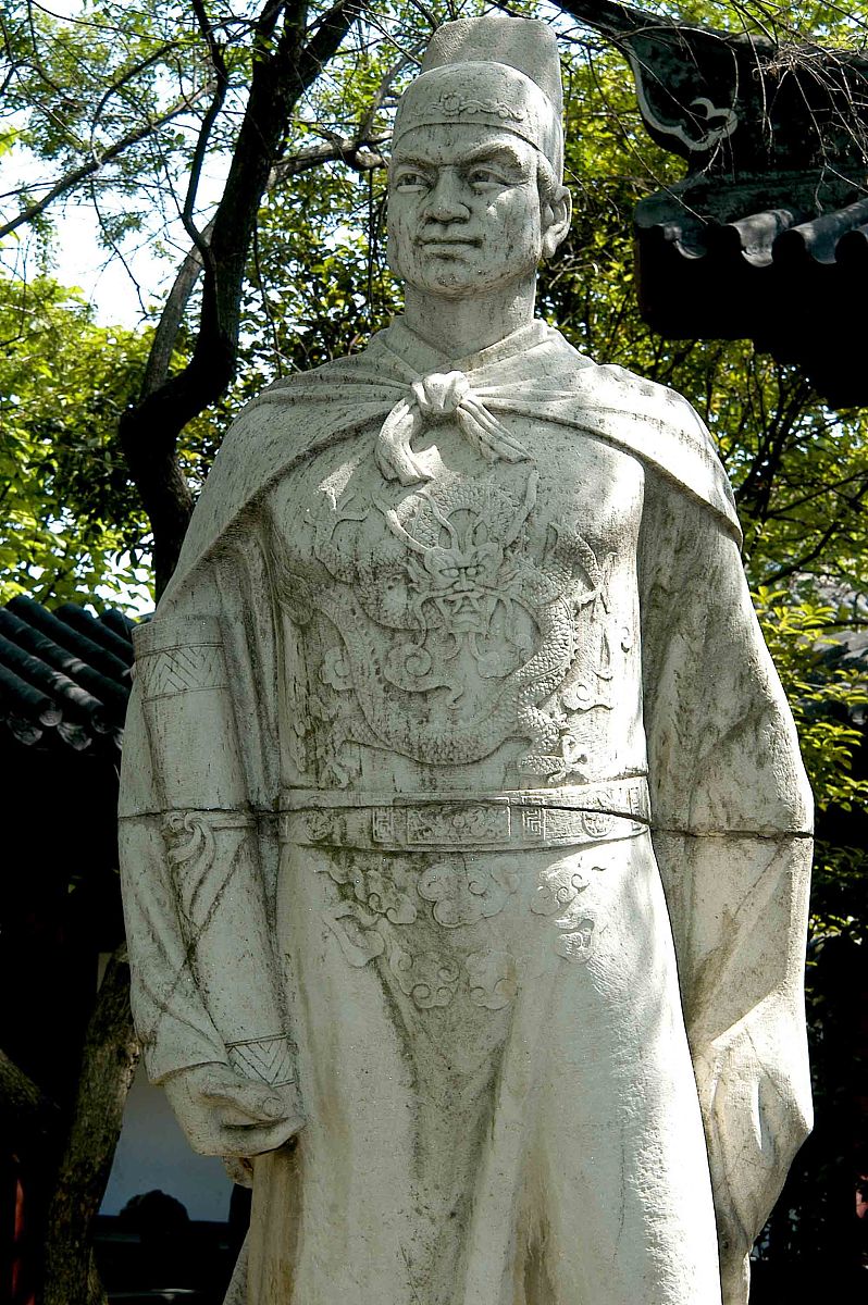 2005年4月18日,南京郑和纪念馆里的郑和塑像.