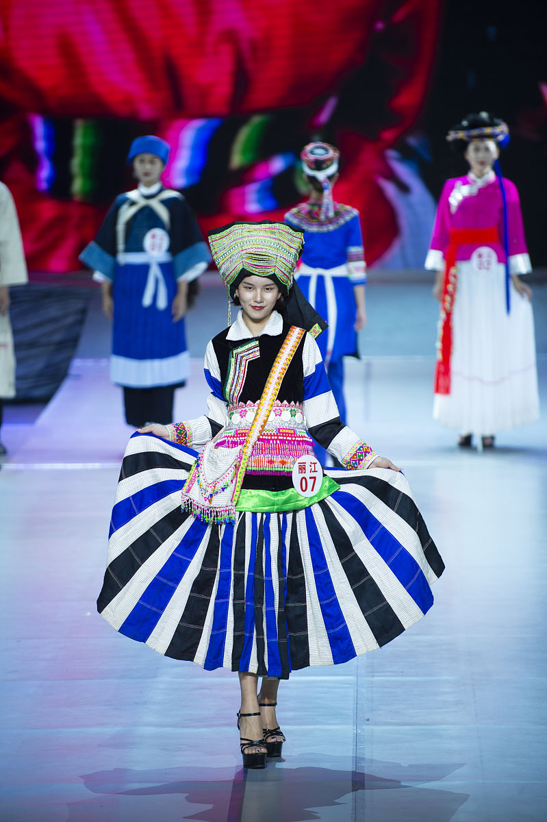 云南工艺美术学校民族服装与服饰专业怎么样