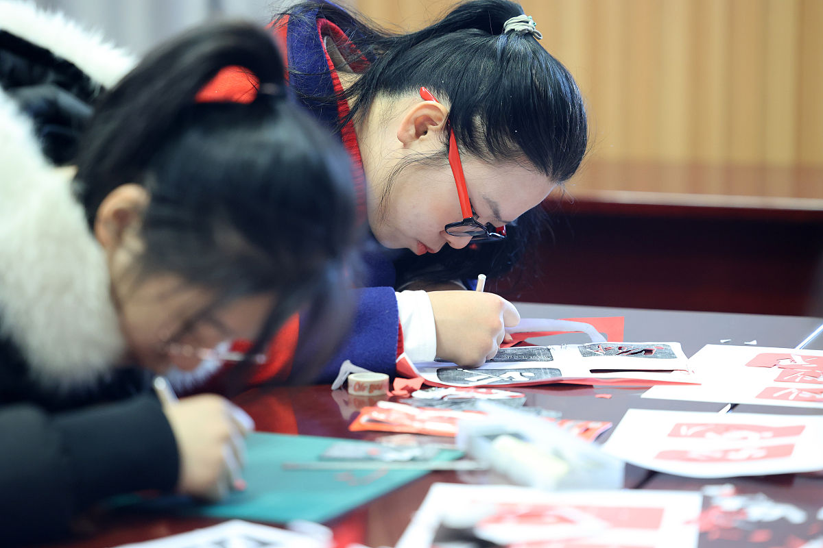 湘潭科技职业技术学校2021年招生对象：初中及以上学历学生