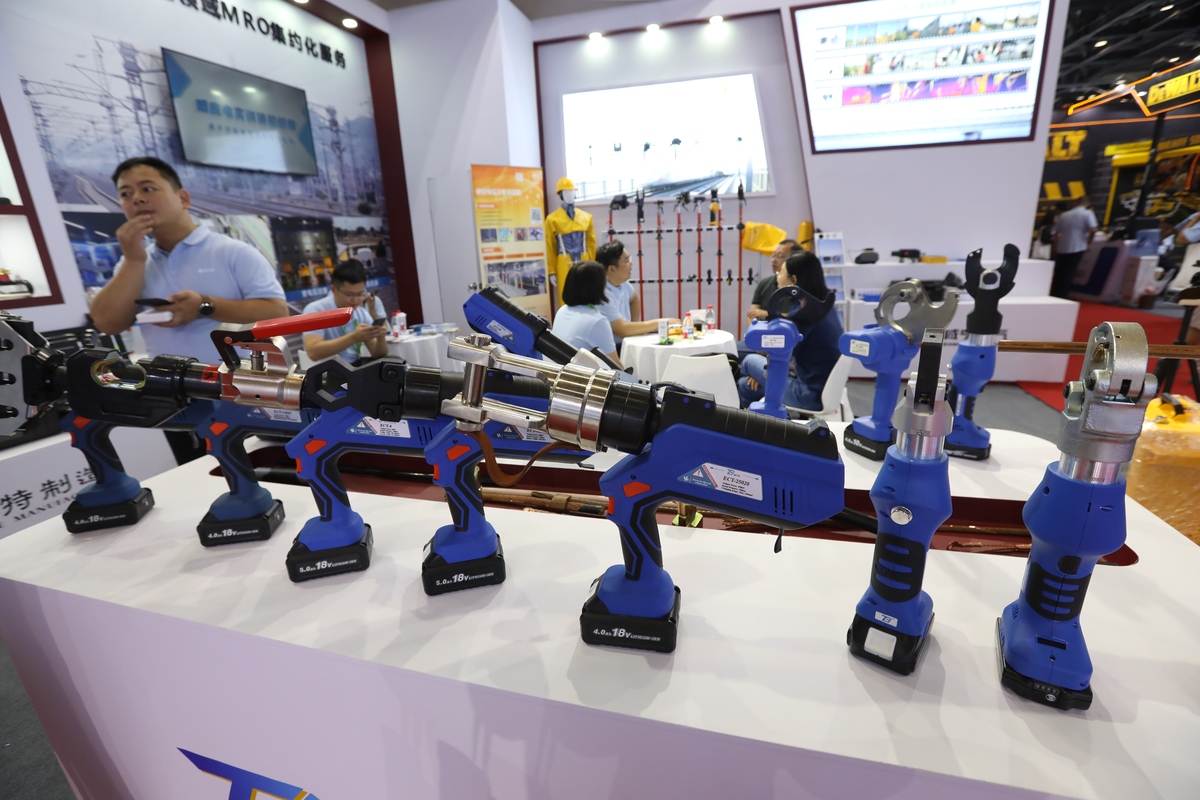 随州技师学院2023年新增专业：机器人技术、智能制造、物联网工程