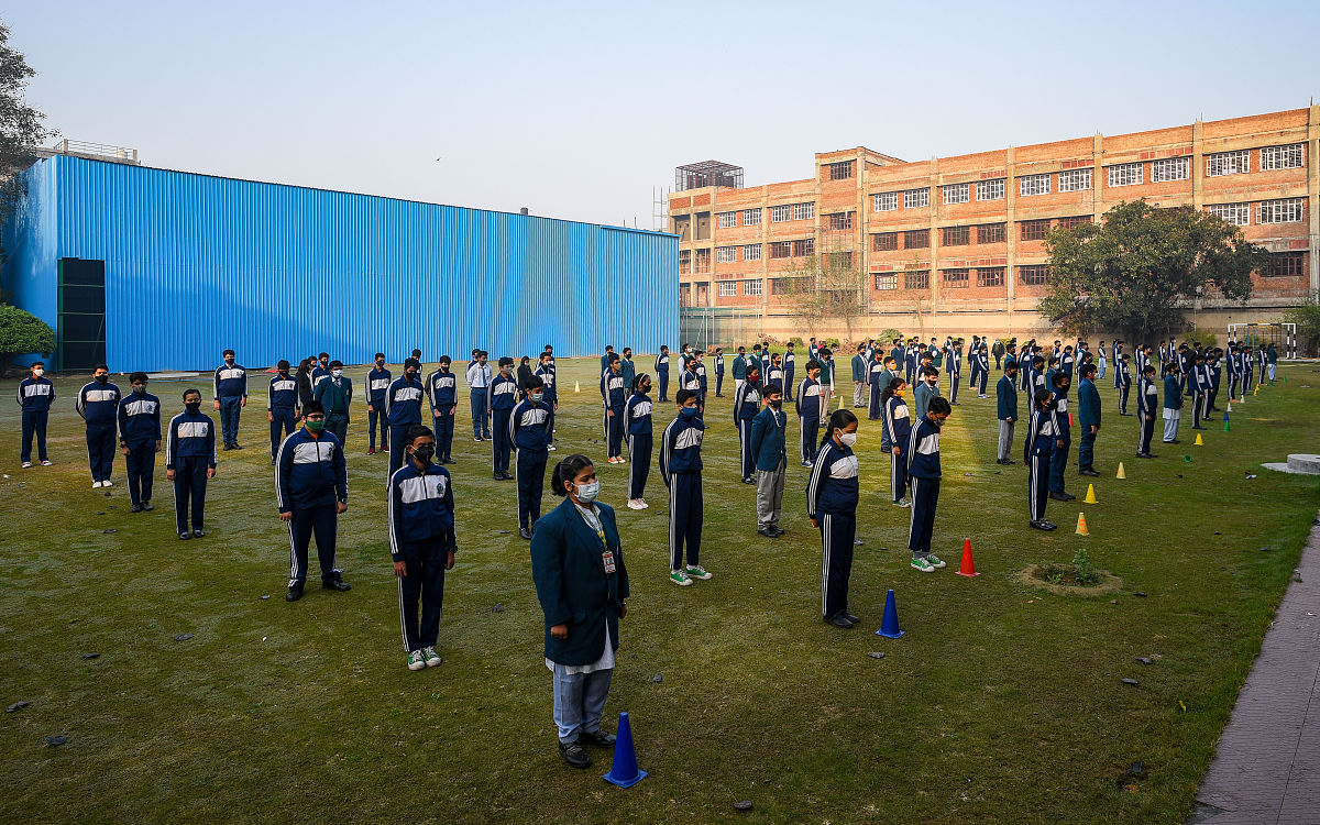 当地时间2022年2月7日,印度首都新德里,受新冠疫情影响,当地学校推迟