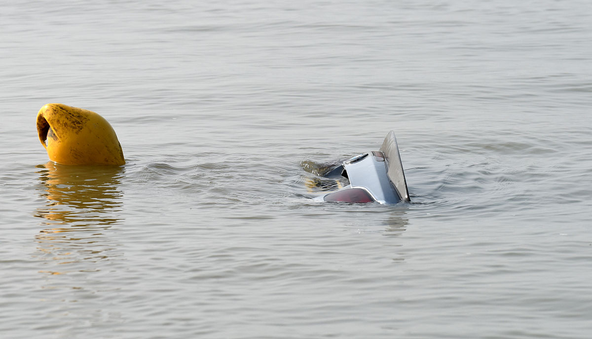 63除以7与16的差,商是多少?详细解答 63除以7与16的差,商是多少?详细解答