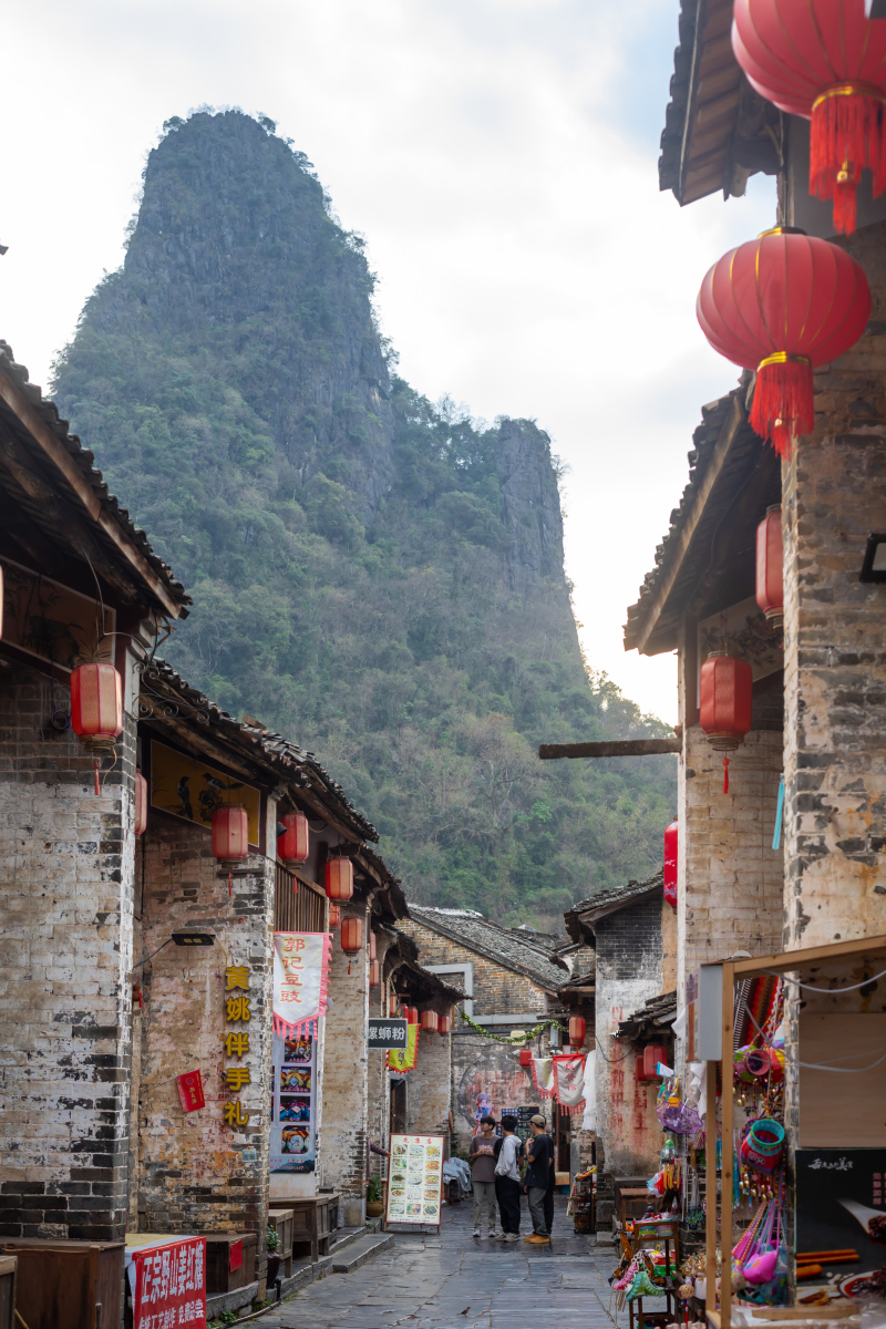 黄姚古镇 地址:广西壮族自治区贺州市昭平县黄姚镇 特色:黄姚古镇有