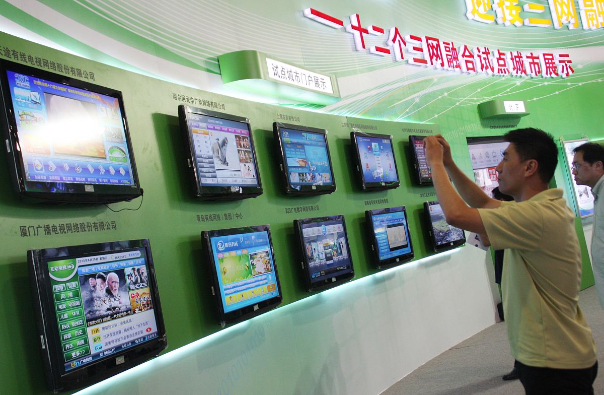 贵州省广播电影电视学校热门专业盘点：旅游服务与管理专业解析