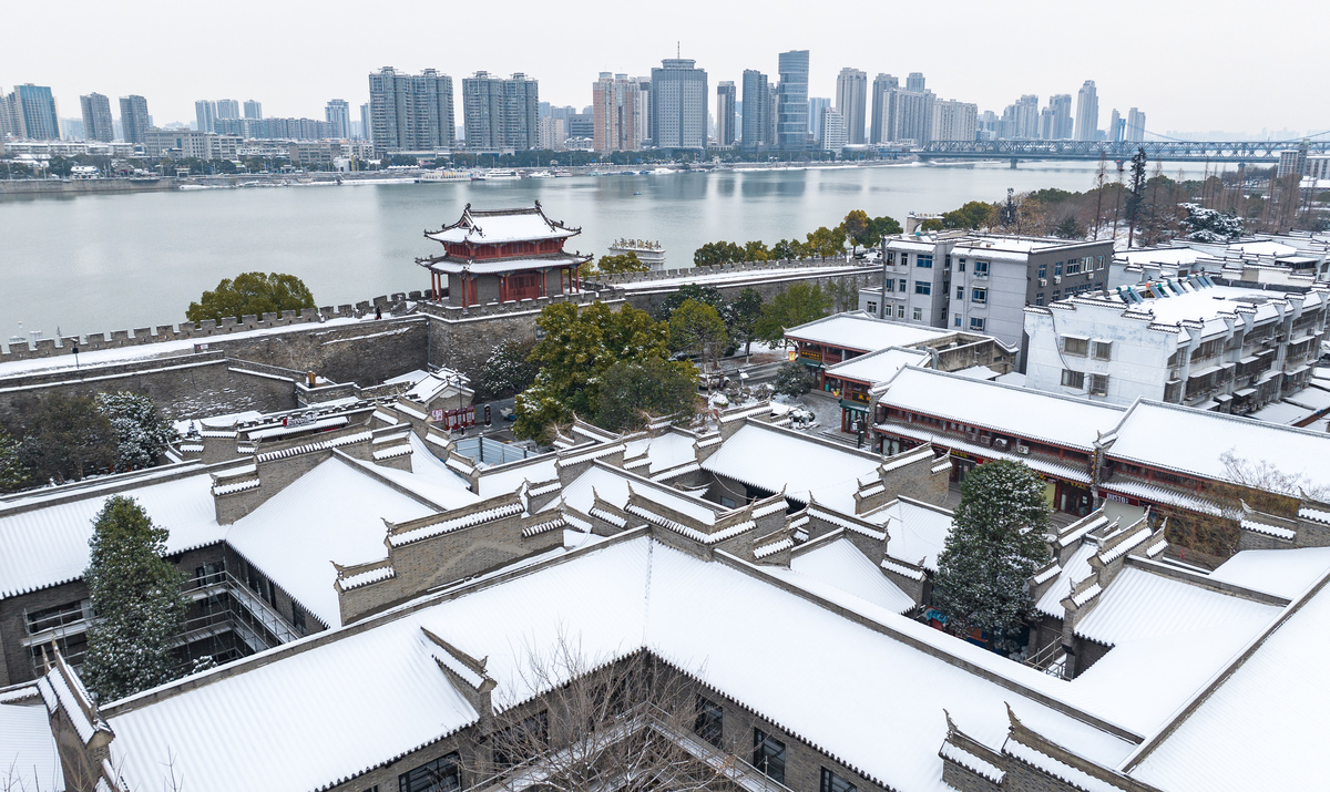 2026年1月21日,雪后初霁,湖北省襄阳古城古色古香的与
