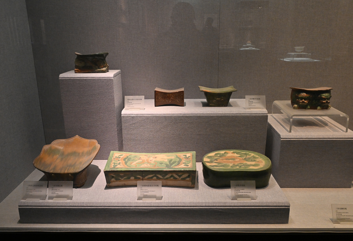 Explore the Beauty of Chinese Porcelain: A Visit to the Porcelain Museum